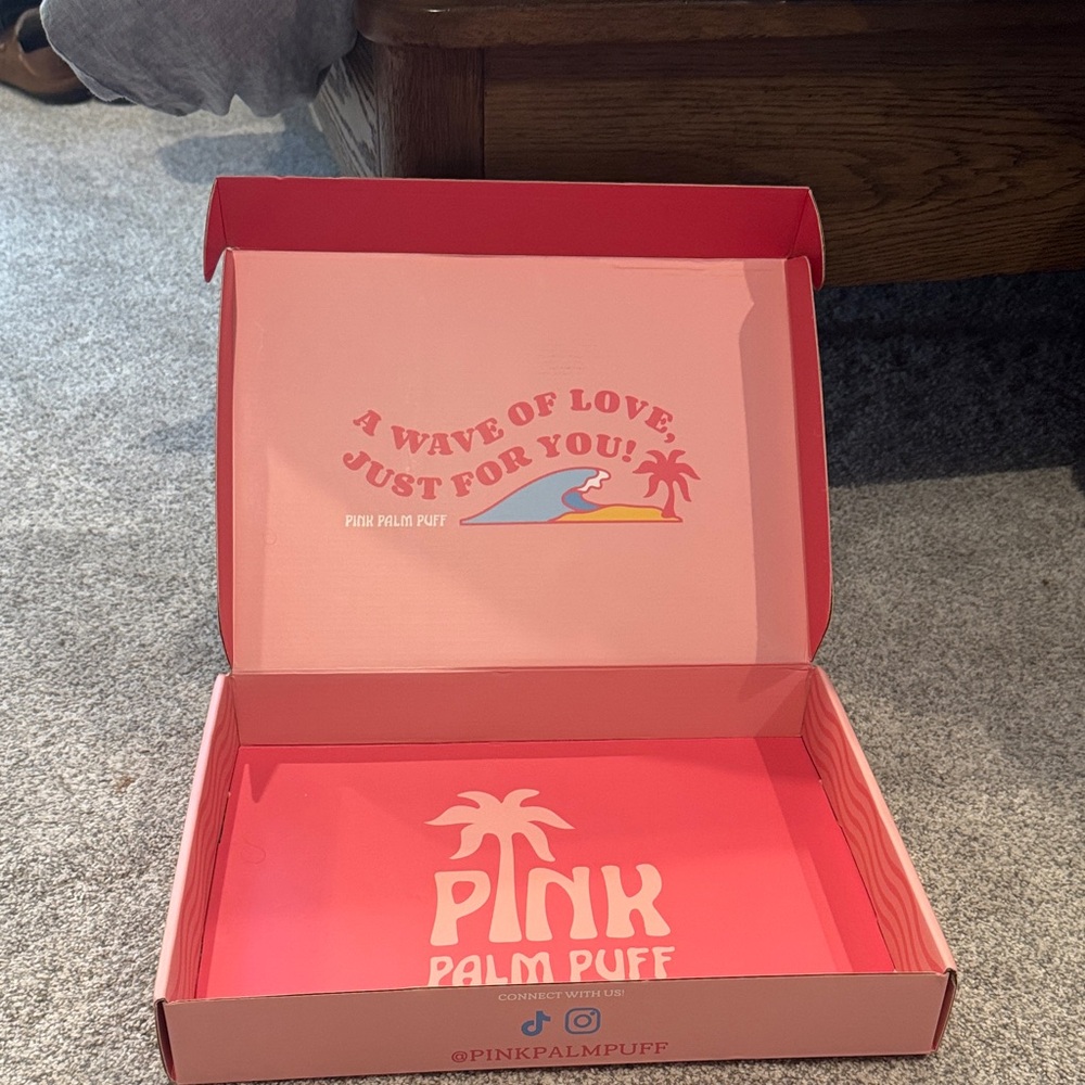 Pink Palm Puff Decorative Box - Multicolor - Picture 4 of 7